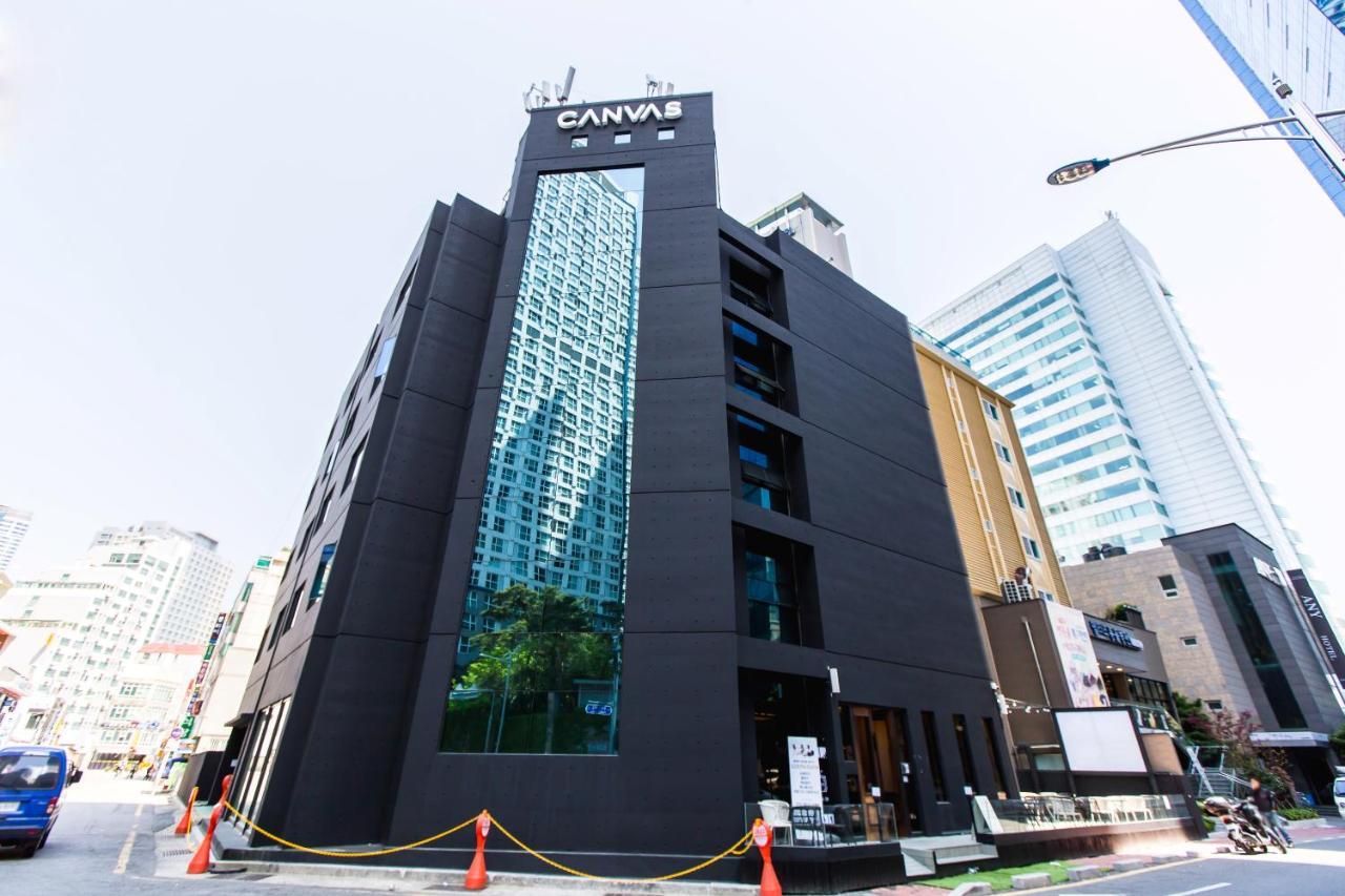 Canvas Black Guesthouse ปูซาน ภายนอก รูปภาพ