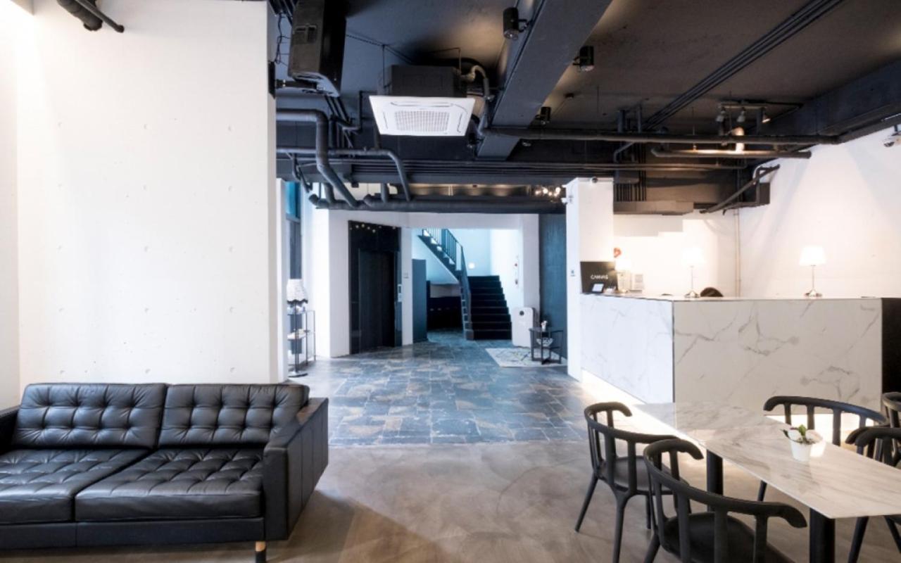 Canvas Black Guesthouse ปูซาน ภายนอก รูปภาพ