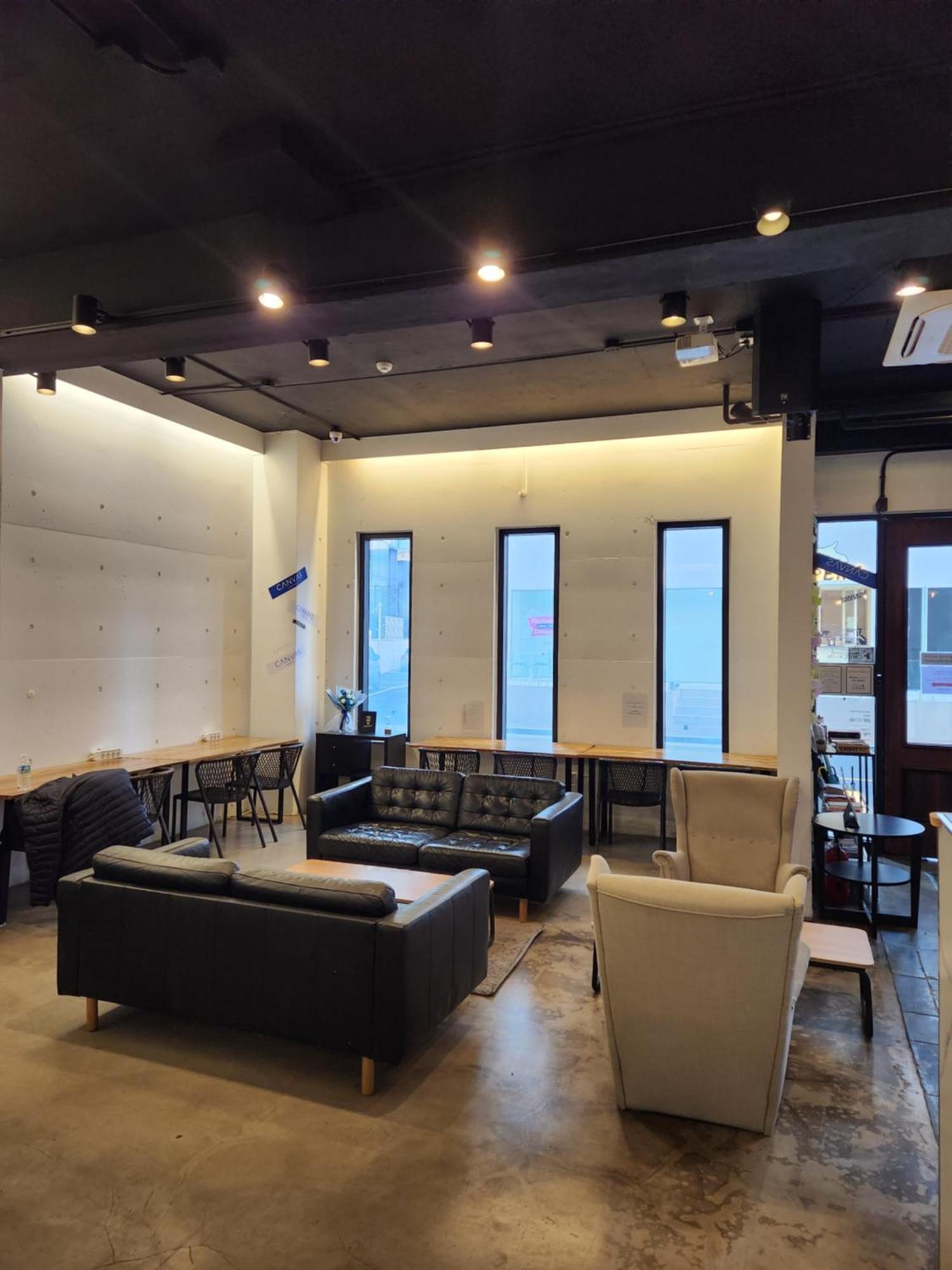 Canvas Black Guesthouse ปูซาน ภายนอก รูปภาพ